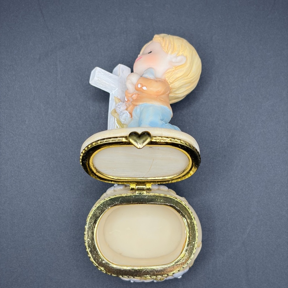 Precious Moments A Time for Prayer Little Boy With Cross Trinket Box - Picture 6 of 12